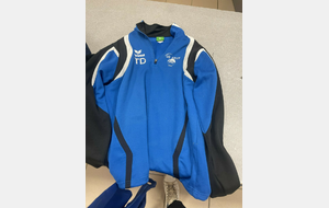 ANCIENNE VEST SURVETEMENT ARON initiales TD