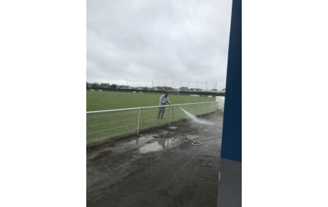 JOURNEE NETTOYAGE AU TERRAIN