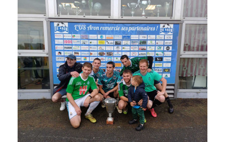 L&quot;EQUIPE MENTHE PASTILLE REMPORTE LE TOURNOI SENIORS